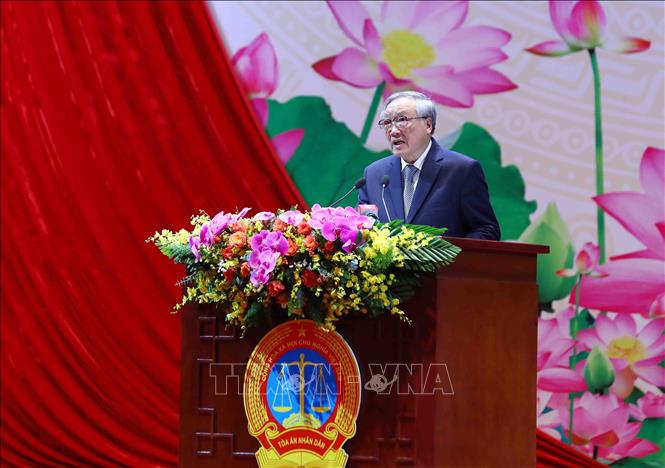 Đồng chí Nguyễn Hoà Bình, Uỷ viên Bộ Chính trị, Bí thư Trung ương Đảng, Chánh án Tòa án nhân dân Tối cao phát biểu. Ảnh: Phạm Kiên - TTXVN