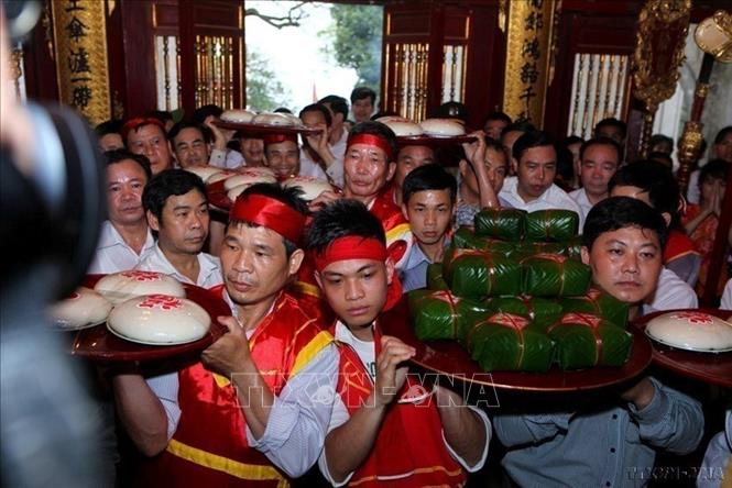 Tín ngưỡng thờ cúng Hùng Vương là một loại hình tín ngưỡng dân gian được lưu truyền lâu đời ở Việt Nam, đã được Bộ Văn hóa, Thể thao và Du lịch ghi danh vào Danh mục di sản văn hóa phi vật thể quốc gia và được UNESCO công nhận là Di sản văn hóa phi vật thể đại diện của nhân loại. Ảnh: TTXVN