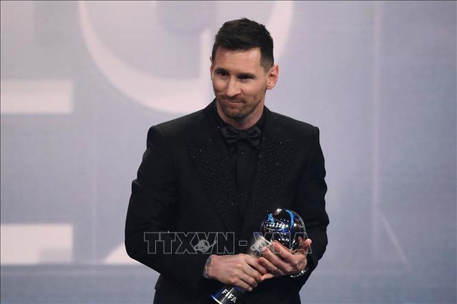 Cầu thủ Lionel Messi nhận giải 