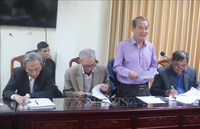 Chủ nhiệm Hội đồng tư vấn Dân chủ - Pháp luật Ủy ban Mặt trận Tổ quốc Việt Nam tỉnh Thái Bình Nguyễn Hữu Dưỡng đóng góp ý kiến dự thảo Luật Đất đai (sửa đổi). Ảnh: Thu Hoài - TTXVN 