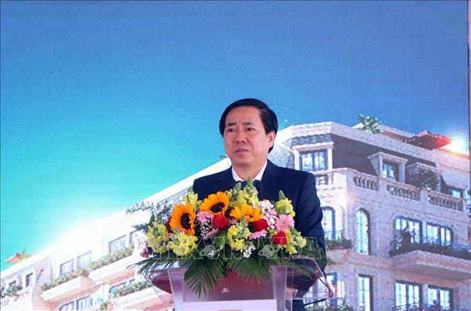 Trong ảnh: Ông Phan Tấn Cảnh, Phó Chủ tịch UBND tỉnh Ninh Thuận, phát biểu tại lễ khởi công công trình dự án nhà ở thấp tầng Khu đô thị Biển Bình Sơn – Ninh Chữ. Ảnh: Công Thử - TTXVN