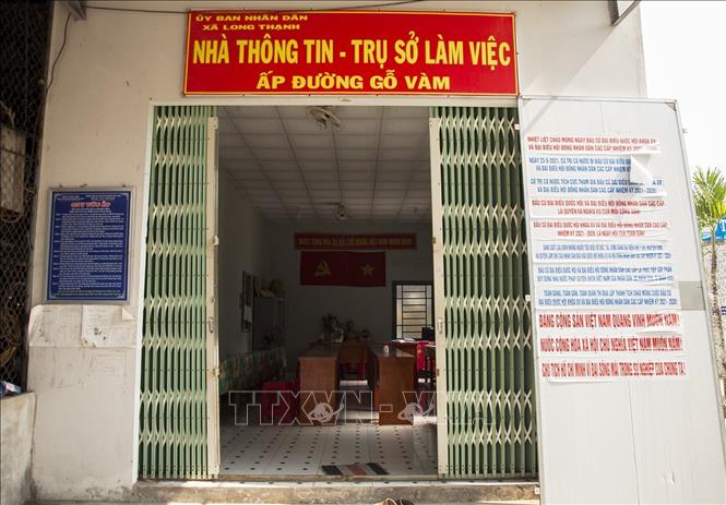 Trong ảnh: Nhà thông tin ấp Đường Gỗ Vàm (xã Long Thạnh, huyện Giồng Riềng) được người dân hiến đất xây dựng. Ảnh: Hồng Đạt - TTXVN
