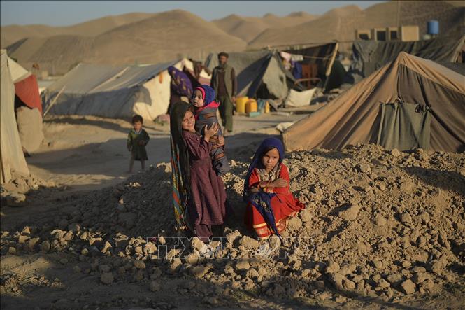 Trẻ em tại trại tị nạn ở Qala-i-Naw, tỉnh Badghis, Afghanistan. Ảnh: AFP/ TTXVN