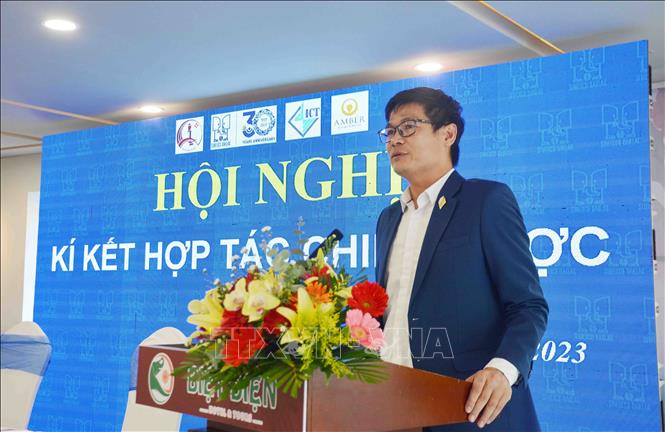 Ông Lê Đức Huy, Tổng Giám đốc Công ty Trách nhiệm hữu hạn Một thành viên Xuất nhập khẩu 2/9 Đắk Lắk thông tin nội dung và mục tiêu ký kết. Ảnh: Hoài Thu – TTXVN