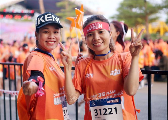 Giới trẻ Đà Nẵng háo hức tham gia Giải chạy Happy Run vì cộng đồng. Ảnh: Trần Lê Lâm – TTXVN 