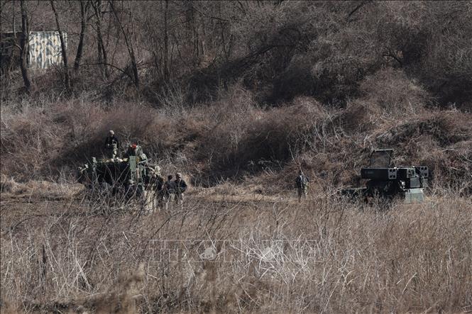 Binh sĩ Hàn Quốc tham gia  cuộc tập trận chung với quân đội Mỹ tại Paju, cách thủ đô Seoul 30 km về phía bắc , ngày 13/3/2023. Ảnh: YONHAP/TTXVN