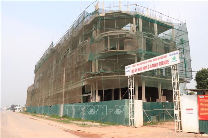 Khu nhà ở Danko Avenue do Tập đoàn Danko đầu tư xây dựng tại Thành phố Sông Công đang trong quá trình hoàn thiện. Ảnh: Hoàng Nguyên - TTXVN