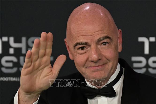 Chủ tịch Liên đoàn Bóng đá Thế giới (FIFA)  Gianni Infantino tại lễ trao giải thưởng bóng đá 2022 của FIFA, ngày 27/2/2023. Ảnh: AFP/TTXVN