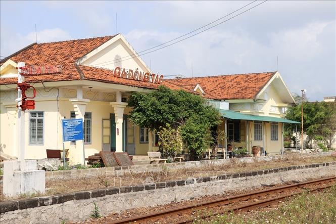Hạng mục nâng cấp mở rộng ga Đông Tác (thành phố Tuy Hòa) chưa thể triển khai thi công vì vướng mặt bằng. Ảnh: Xuân Triệu - TTXVN