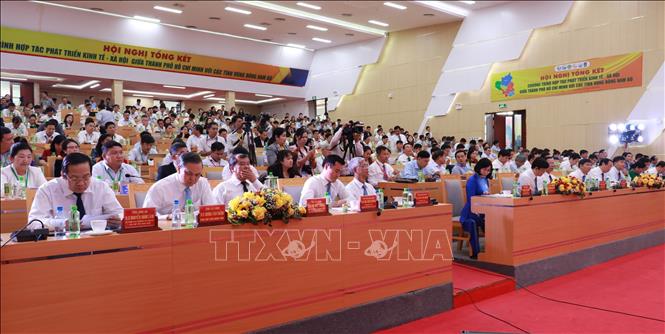 Đại biểu lãnh đạo các tỉnh, thành vùng Đông Nam bộ dự hội nghị. Ảnh: Sỹ Tuyên - TTXVN