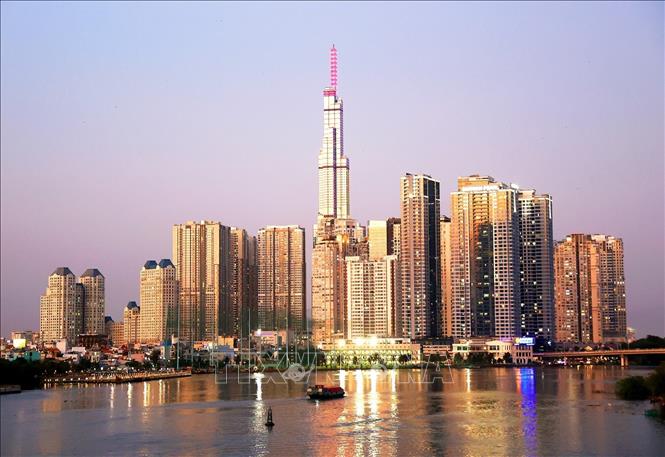 Thành phố Hồ Chí Minh phát triển đa dạng các loại hình nhà ở cả về giá cả, vị trí, diện tích,…Ảnh: Hồng Đạt - TTXVN
