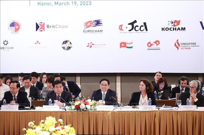 Thủ tướng Phạm Minh Chính phát biểu tại Diễn đàn doanh nghiệp Việt Nam thường niên 2023. Ảnh: Dương Giang-TTXVN
