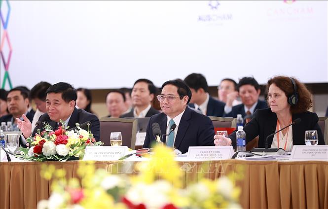 Thủ tướng Phạm Minh Chính phát biểu tại Diễn đàn doanh nghiệp Việt Nam thường niên 2023. Ảnh: Dương Giang-TTXVN

