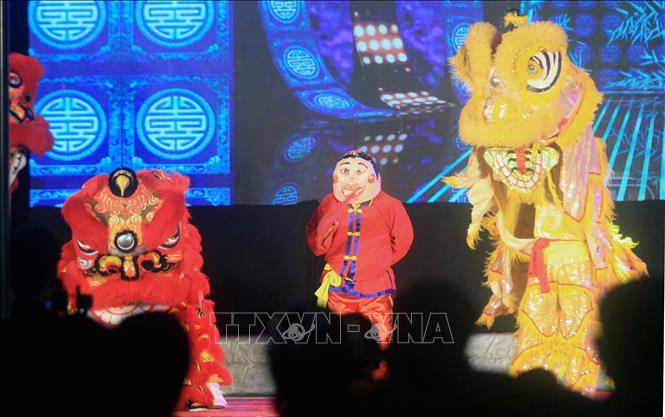 Trình diễn múa lân tại lễ khai mạc. Ảnh: Thế Duyệt – TTXVN