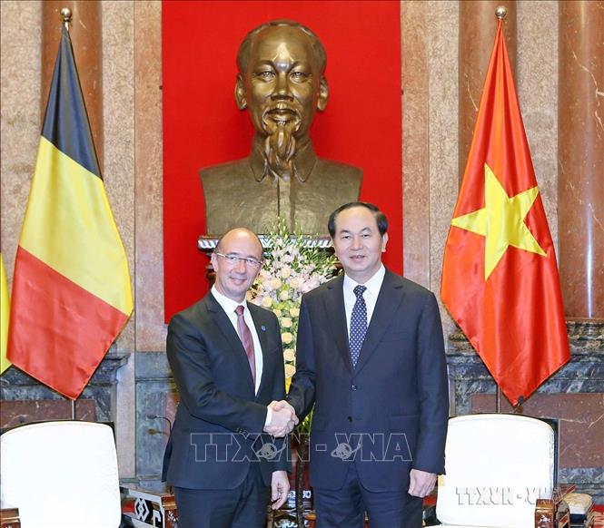 Chủ tịch nước Trần Đại Quang tiếp Ngài Rudy Demotte, Thủ hiến vùng Wallonie Bruxelles, Vương quốc Bỉ sang thăm Việt Nam (Hà Nội, 13/9/2016). Ảnh: Nhan Sáng-TTXVN