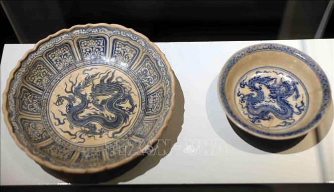 A collection of ceramic bowls and plates of the Early Le Dynasty, dating to the 15th-16th century. VNA Photo: Thanh Tùng 