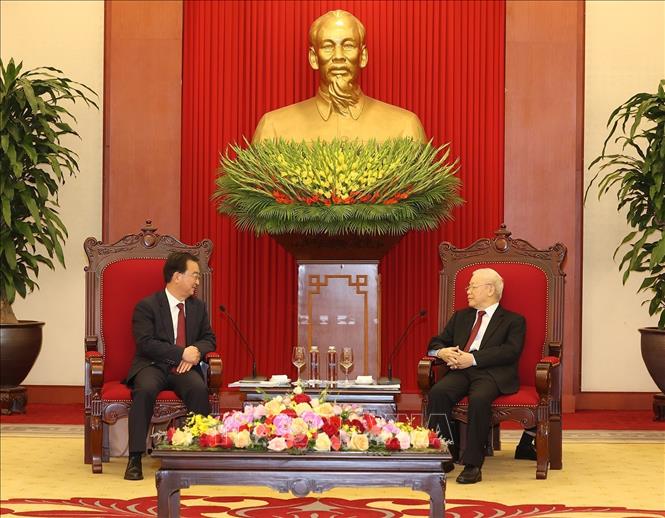 Tổng Bí thư Nguyễn Phú Trọng tiếp đồng chí Vương Ninh, Ủy viên Trung ương Đảng Cộng sản Trung Quốc, Bí thư Tỉnh ủy Vân Nam. Ảnh: Trí Dũng – TTXVN