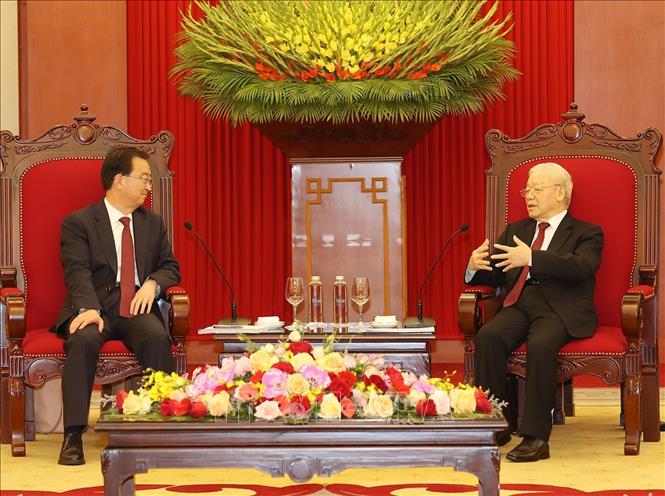 Tổng Bí thư Nguyễn Phú Trọng tiếp đồng chí Vương Ninh, Ủy viên Trung ương Đảng Cộng sản Trung Quốc, Bí thư Tỉnh ủy Vân Nam. Ảnh: Trí Dũng – TTXVN