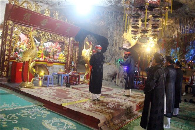 Trong ảnh: Hoạt động tế lễ trong ngày hội chùa Tam Thanh (15 tháng Giêng) năm 2023. Ảnh: TTXVN phát