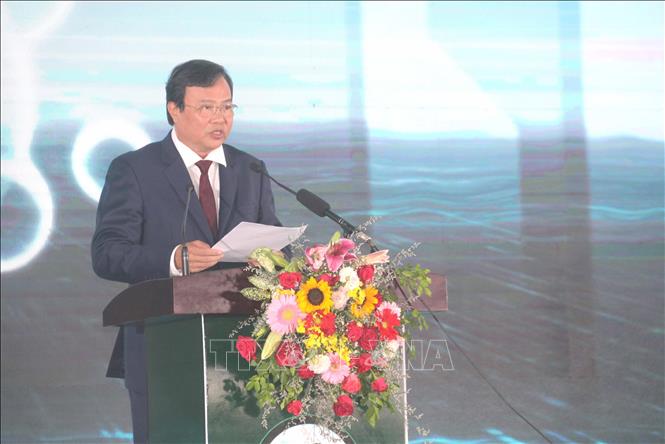 Trong ảnh: Chủ tịch UBND tỉnh Trà Vinh Lê Văn Hẳn phát biểu tại lễ khởi công. Ảnh: Thanh Hòa- TTXVN