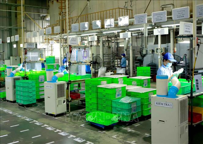 Trong ảnh: Công ty TNHH Ohashi Tekko Việt Nam, doanh nghiệp đến từ Nhật Bản chuyên sản xuất các sản phẩm cơ khí chính xác, thu hút lao động có kỹ thuật cao. Ảnh: Hoàng Hùng - TTXVN