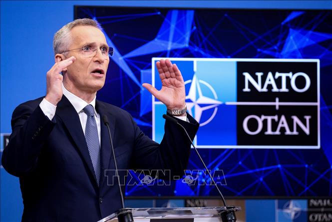 Tổng thư ký NATO Jens Stoltenberg phát biểu tại cuộc họp báo ở Brussels, Bỉ, ngày 3/4/2023. Ảnh: AFP/ TTXVN