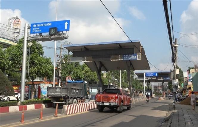Trong ảnh: Trạm thu phí dự án BOT đường 768 đặt tại thành phố Biên Hòa, tỉnh Đồng Nai. Ảnh: Công Phong - TTXVN
