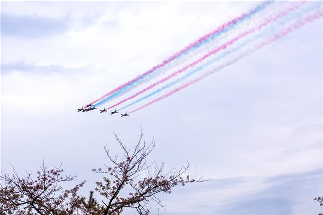 Trong ảnh: Màn biểu diễn khai mạc lễ hội của Phi đội Black Eagles danh tiếng thuộc Không quân Hàn Quốc. Ảnh: Anh Nguyên - PV TTXVN tại Hàn Quốc