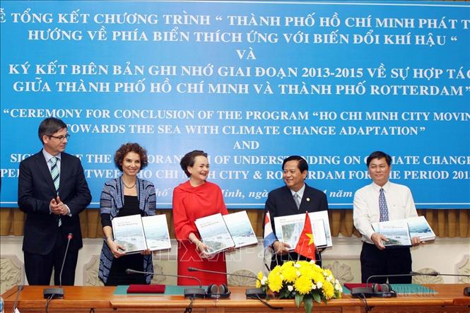 Lễ tổng kết Chương trình “Thành phố Hồ Chí Minh phát triển hướng về phía biển thích ứng với biến đổi khí hậu