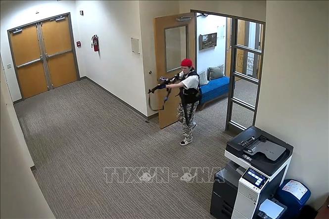 Đối tượng thực hiện vụ xả súng tại một trường học ở Nashville, bang Tennessee, Mỹ ngày 27/3/2023. Ảnh: AFP/TTXVN