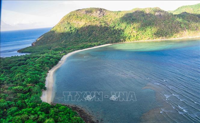 Bai Cat Lon on Bay Canh Island is one of Con Dao's beaches that are nesting grounds for turtles. Photo by courtesy/VNA