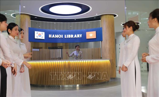 Khánh thành dự án tái tạo thư viện công cộng do Bộ Văn hóa, Thể thao và Du lịch Hàn Quốc tài trợ. Ảnh: Thanh Tùng - TTXVN