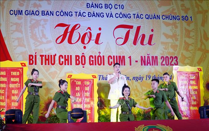 Phần thi của các thí sinh tại Hội thi. Ảnh: Thu Hằng-TTXVN