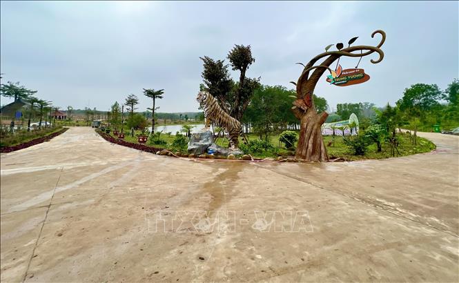 Khu giáo dục trải nghiệm Trưng Vương Garden xây dựng trái phép trên đất nông nghiệp. Ảnh: Nguyên Linh-TTXVN