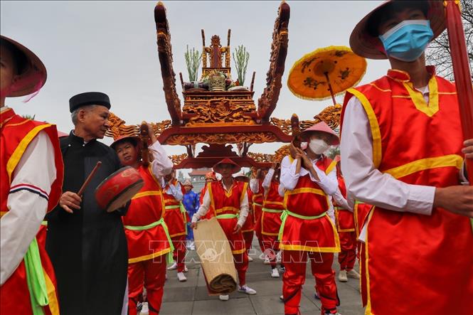 Đoàn rước kiệu của xã Hy Cương, thành phố Việt Trì. Ảnh: Tuấn Đức - TTXVN