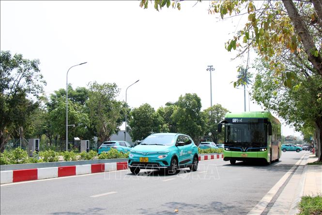 Trong ảnh: Taxi Xanh SM di chuyển trong khu Vinhomes Grand Park tại thành phố Thủ Đức (Thành phố Hồ Chí Minh). Ảnh: Tiến Lực – TTXVN