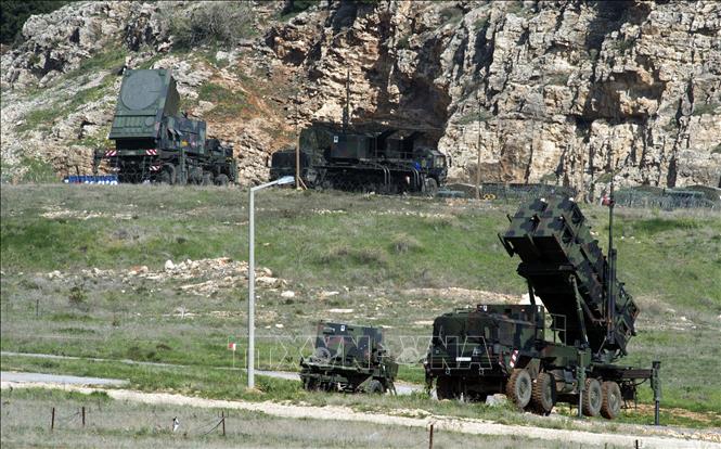 Hệ thống tên lửa phòng không Patriot của Đức tại Kahramanmaras, miền Nam Thổ Nhĩ Kỳ. Ảnh: AFP/TTXVN