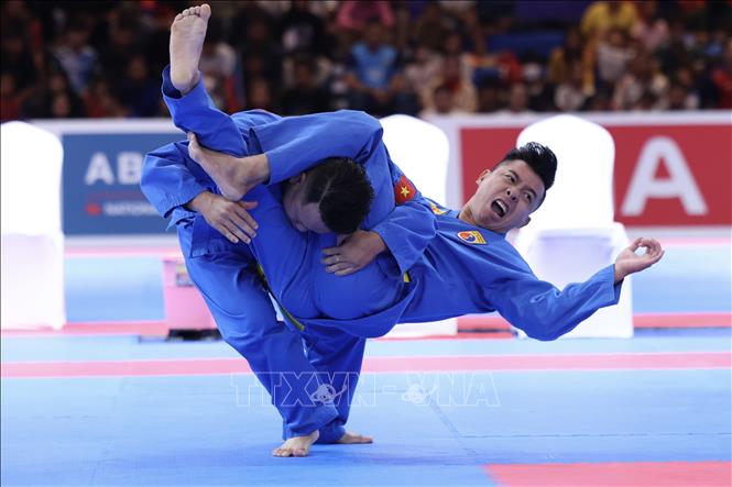 Đội tuyển Vovinam Việt Nam giành HCB ở nội dung Đòn chân tấn công nam với thành tích 267 điểm. Ảnh: Minh Quyết - TTXVN
