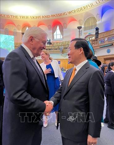 State President Vo Van Thuong and German President Frank-Walter Steinmeier. Photo by courtesy/VNA