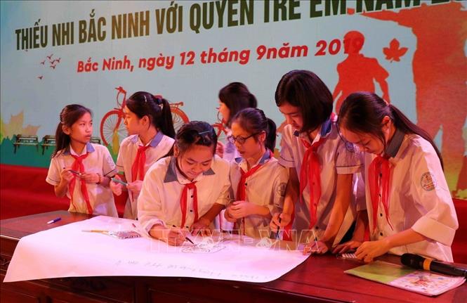 Học sinh thành phố Bắc Ninh tham dự Chương trình 