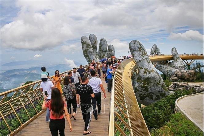 Da Nang Mountain Among Asia'S Most Scenic: Microsoft Travel - Vna Photos -  Vietnam News Agency (Vna)