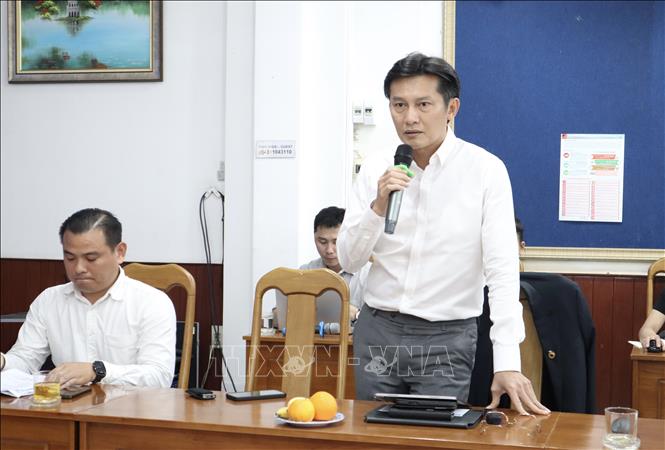 Trong ảnh: Ông Phạm Phú Trường, Chủ tịch Hội doanh nhân trẻ Tp. Hồ Chí Minh nêu ý kiến tại toạ đàm. Ảnh: Xuân Anh – TTXVN 