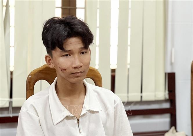 Trong ảnh: Đối tượng Võ Thanh Kiệt tại Cơ quan Công an. Ảnh: TTXVN phát