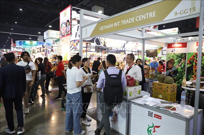 A Vietnamese pavilion at the Thaifex Anuga 2023. VNA Photo: Huy Tiến