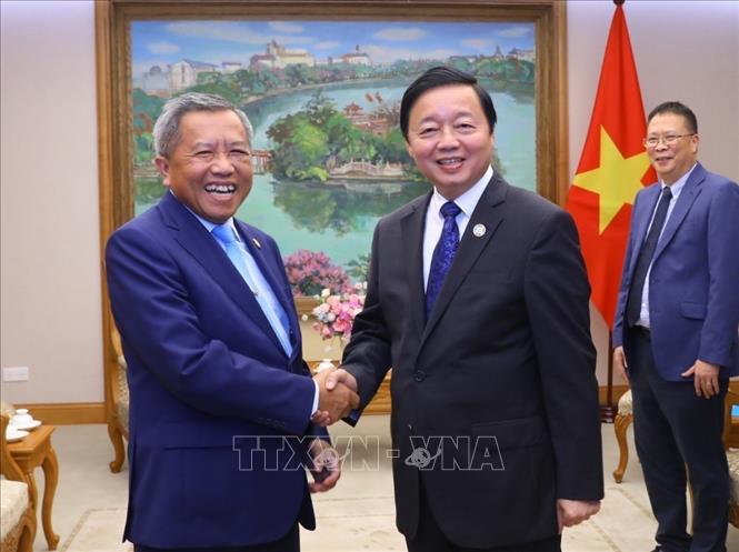 Phó Thủ tướng Trần Hồng Hà tiếp Bộ trưởng Bộ Công nghệ và Truyền thông Lào Boviengkham Vongdara. Ảnh: Văn Điệp - TTXVN
