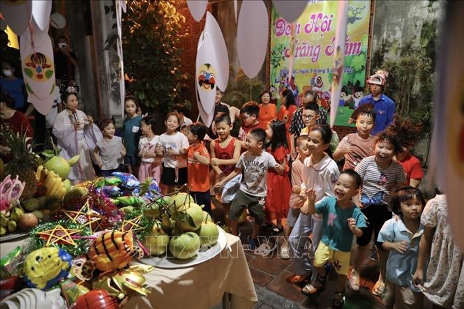 Trẻ em Thủ đô vui Tết Trung thu năm 2022, Ảnh: Minh Quyết - TTXVN