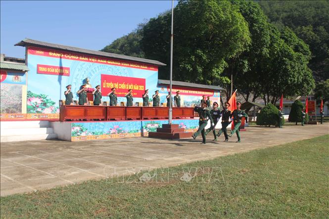 Trong ảnh: Trung đoàn 754 tổ chức duyệt đội ngũ trong Lễ tuyên thệ. Ảnh: TTXVN phát.