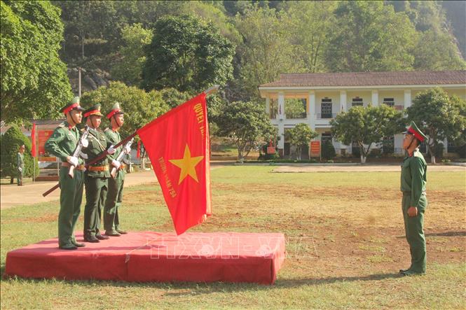 Trong ảnh: Chiến sĩ mới tuyên thệ tại buổi lễ. Ảnh: TTXVN phát.