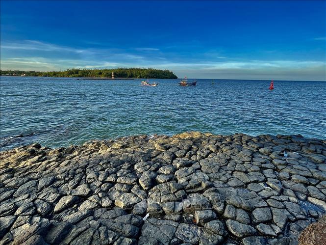 Thach Ky Dieu Tau has become more popular for travelers. VNA Photo: Phạm Cường