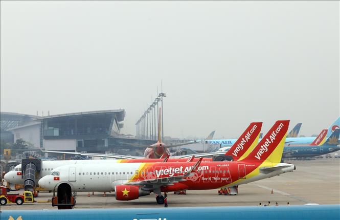 Vietjet planes at Noi Bai international airport in Hanoi. VNA Photo: Huy Hùng